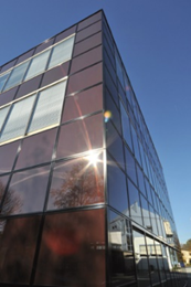 Fassadenintegrierte Dünnschichtmodule am ift Rosenheim